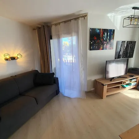 Apartment Esterel Avec Parking Sous-terrain Prive Cannes